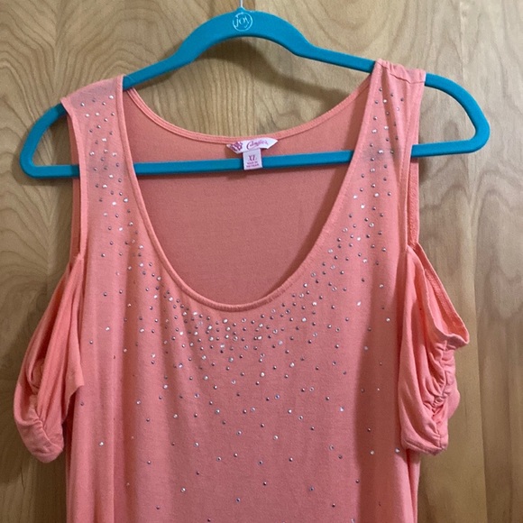 Candie's Tops - Candies XL sparkly salmon tank top